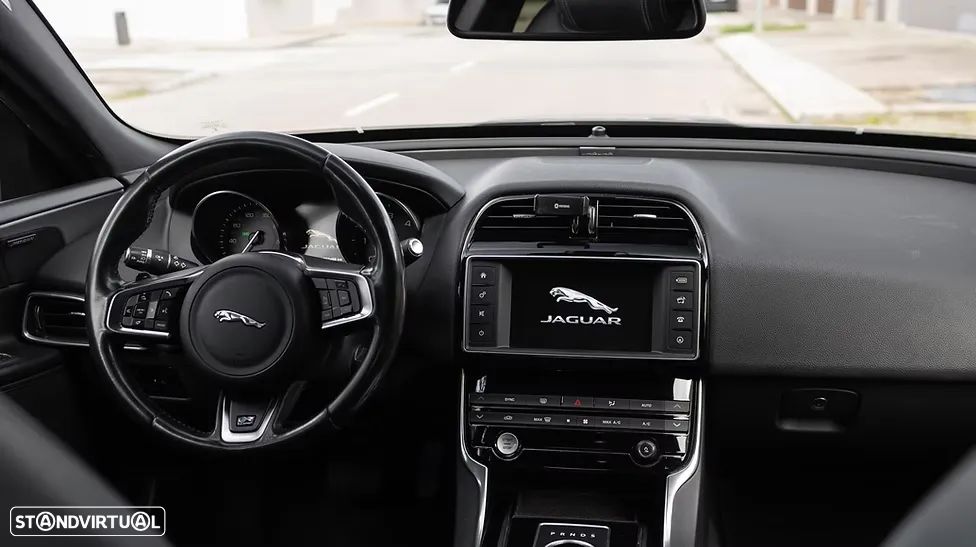 Jaguar XE E-Performance Aut. R-Sport - 10