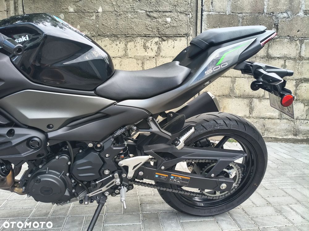 Kawasaki Z - 4