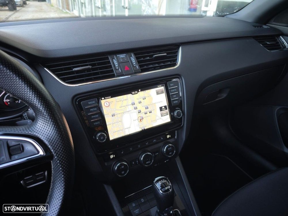 Skoda Octavia Break 2.0 TDI DSG RS - 24