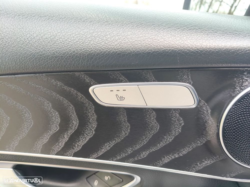 Mercedes-Benz GLC 250 d 4Matic 9G-TRONIC AMG Line - 24