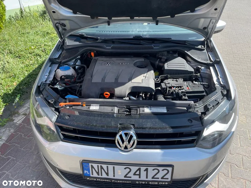 Volkswagen Polo 1.6 TDI DSG Comfortline - 2