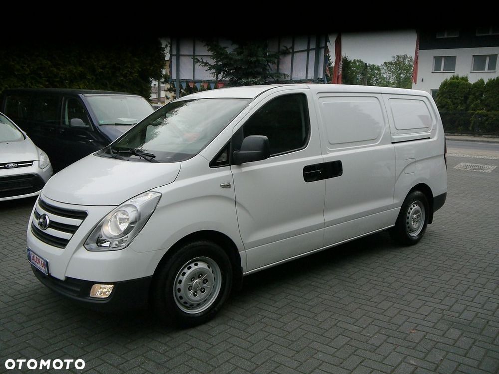 Hyundai H-1 - 14
