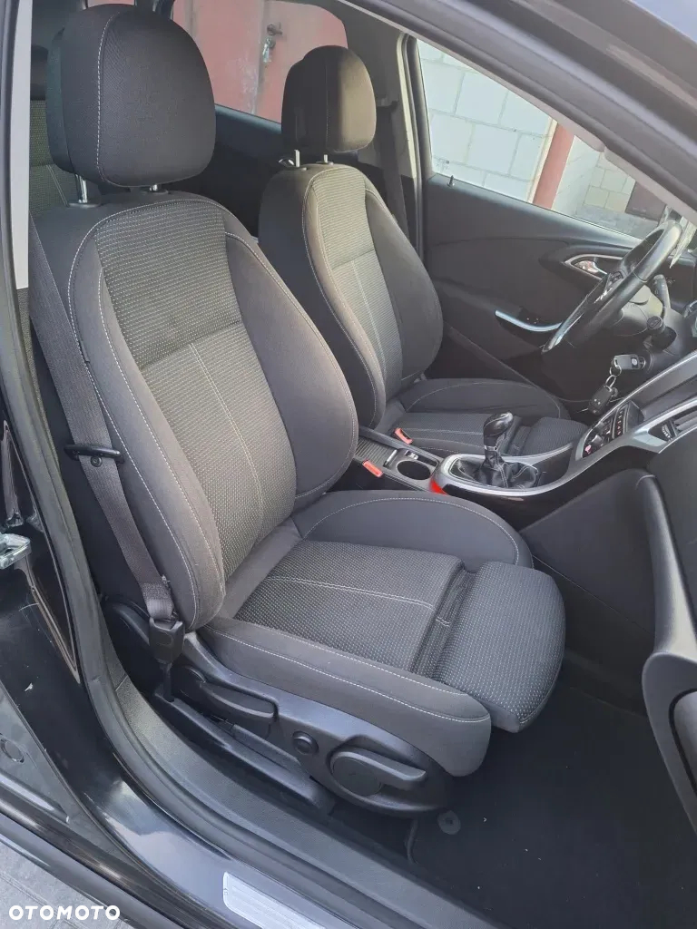 Opel Astra IV 1.4 T Sport - 8