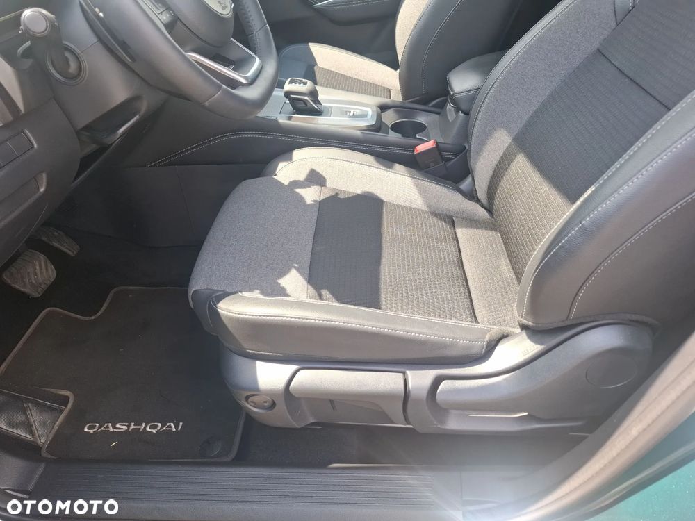 Nissan Qashqai 1.3 DIG-T MHEV N-Connecta Xtronic - 10