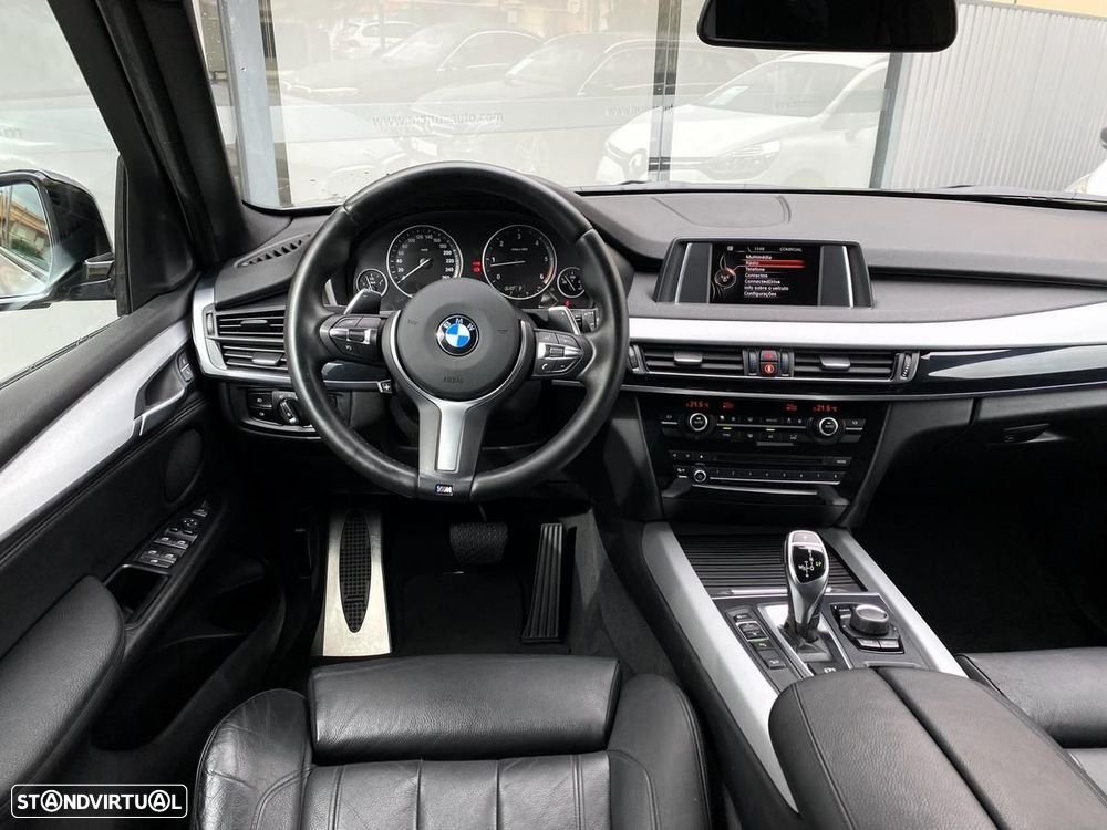 BMW X5 30 d xDrive Pack M - 4