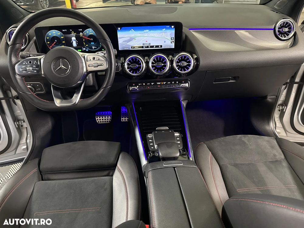 Mercedes-Benz GLA 250 e - 10