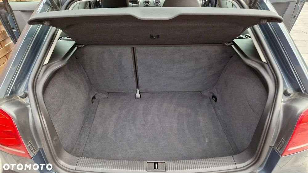 Audi A3 3-drzwiowe 1.6 TDI Attraction - 10