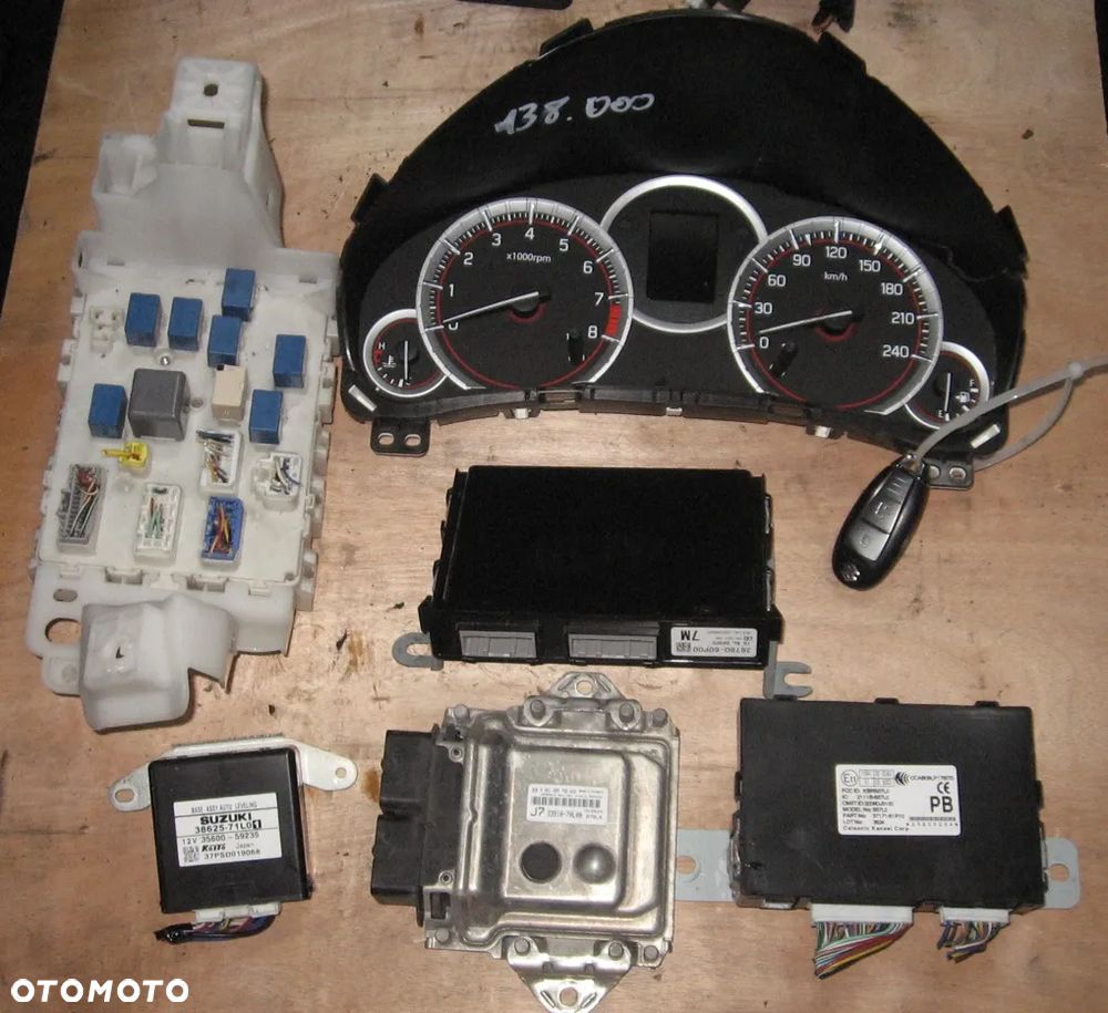 0261S05789 33910-70L00 sterownik zestaw komputer SWIFT SX4 1.6 16V - 1