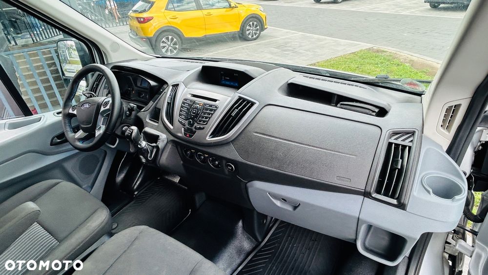 Ford Transit - 36