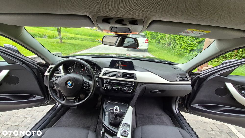 BMW Seria 3 318i Edition Luxury Line Purity - 8