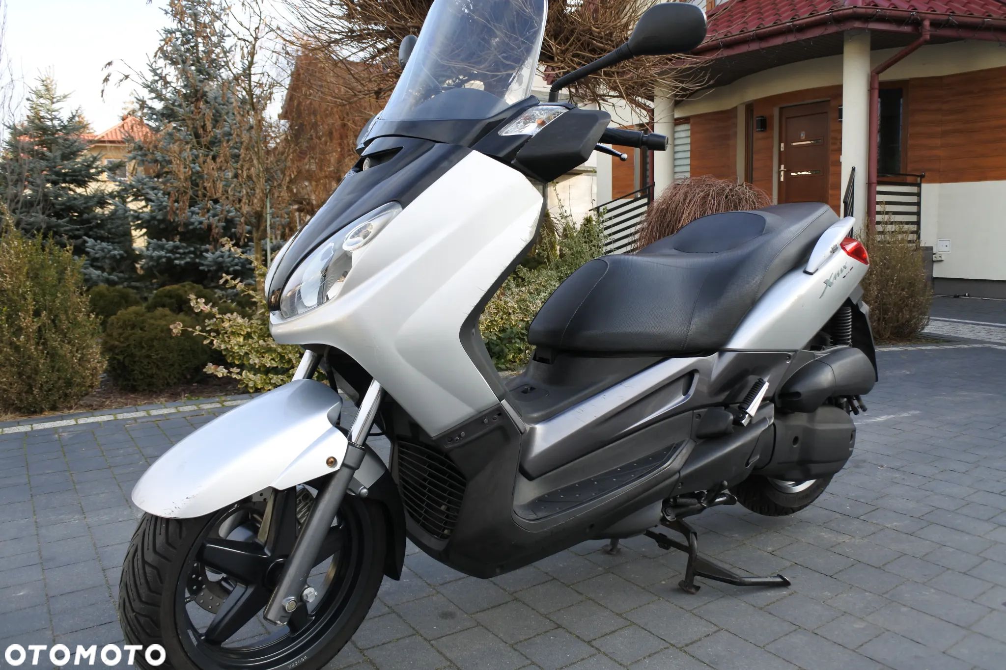 Yamaha X-max - 1