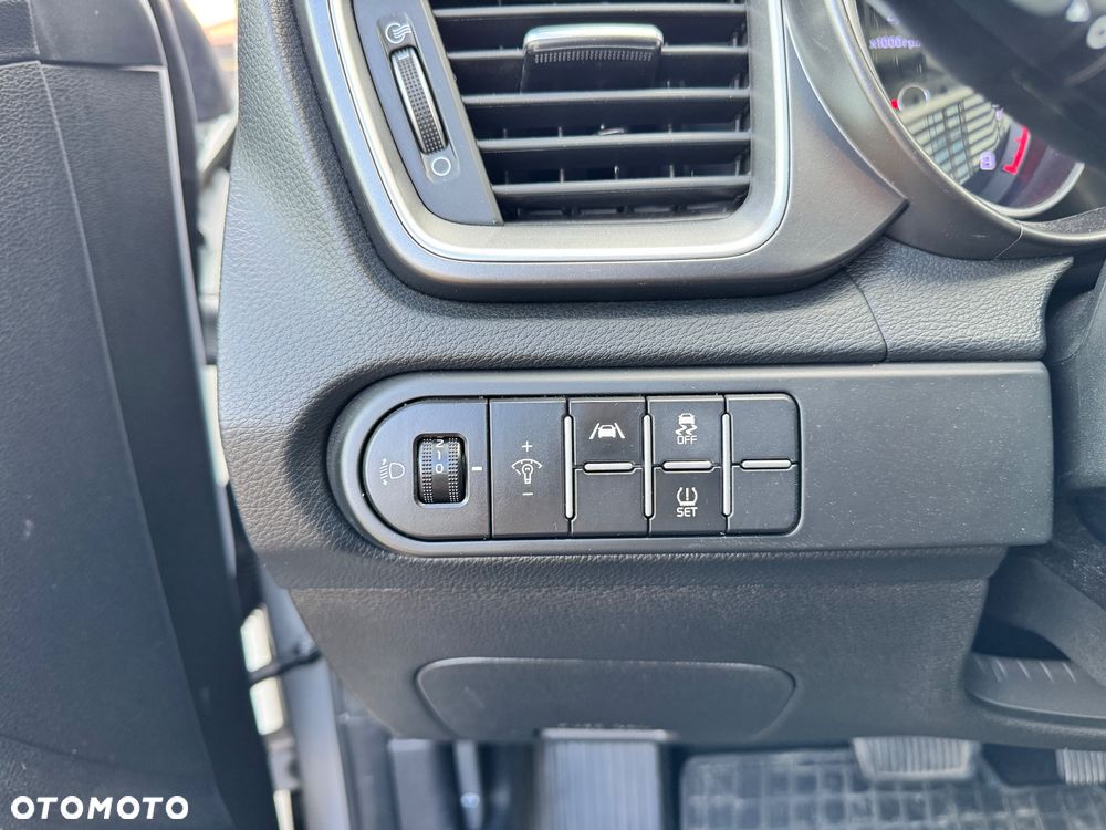 Kia Ceed 1.5 T-GDI L DCT - 15