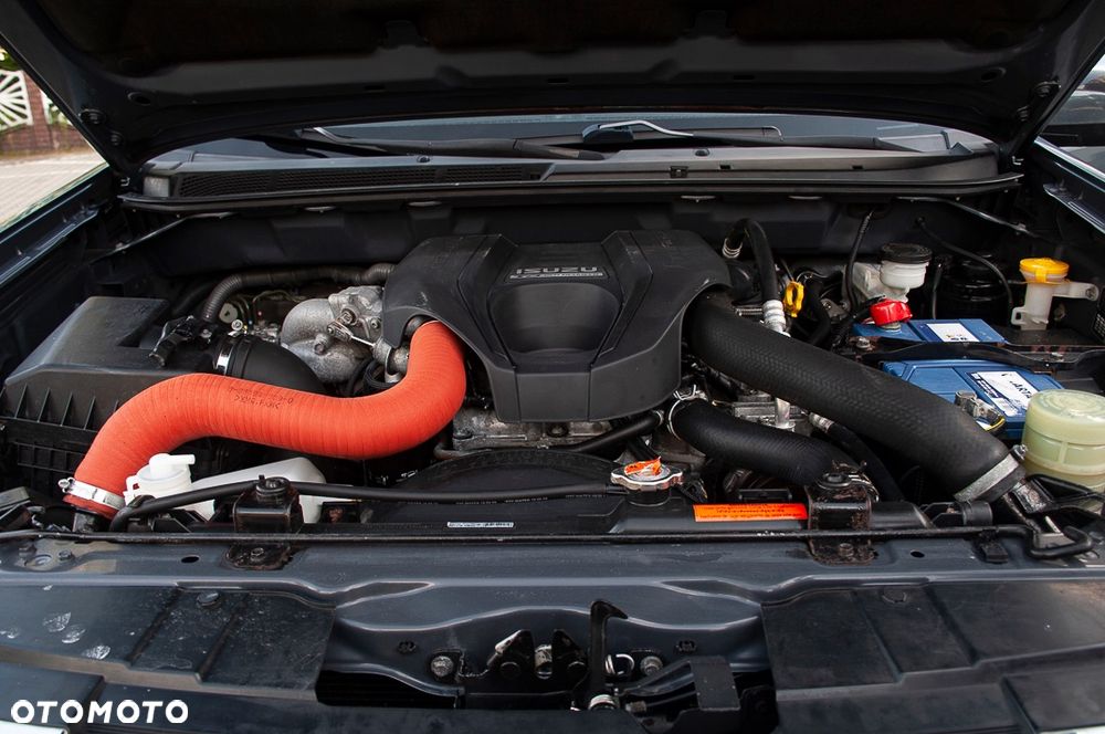 Isuzu D-Max 2.5 EC LS+ - 6