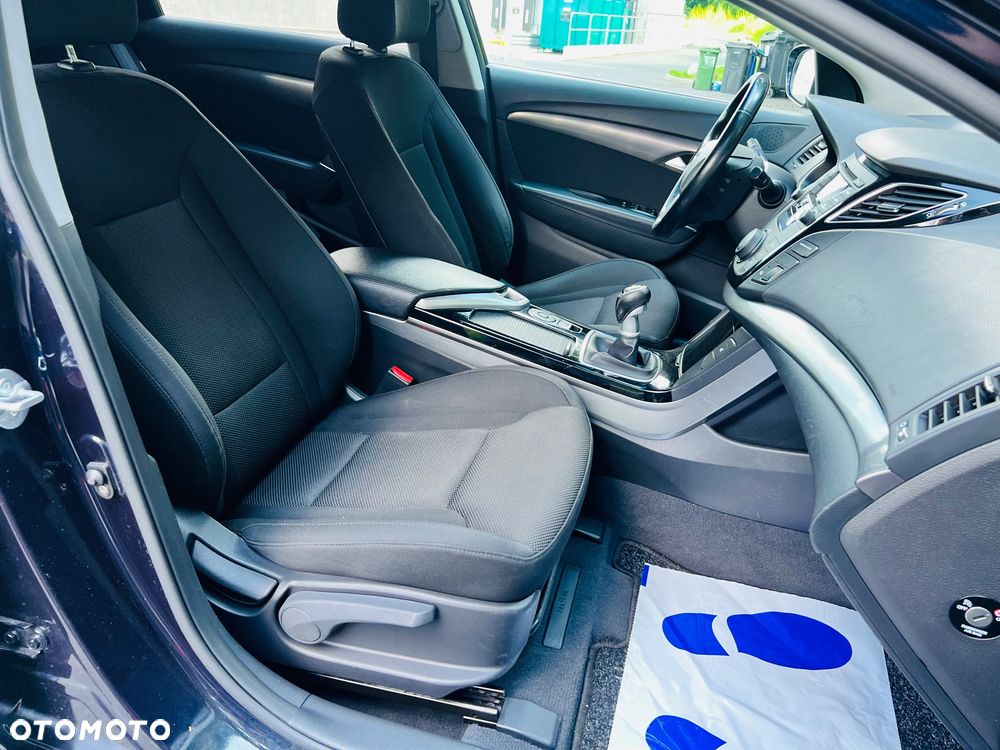 Hyundai i40 2.0 Premium - 36