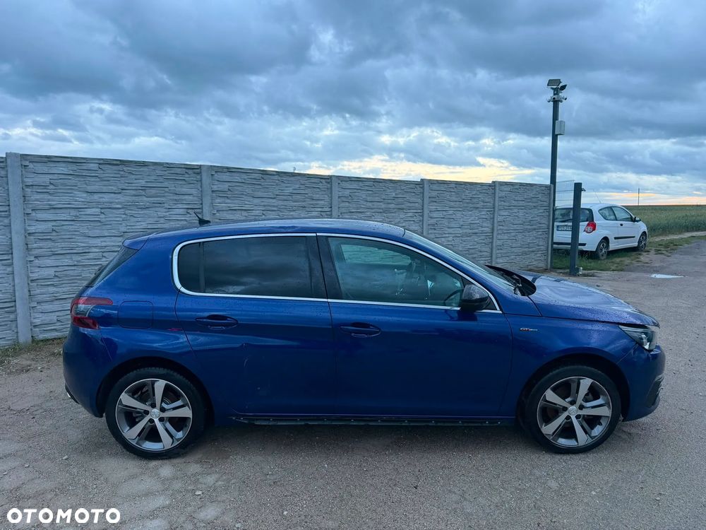 Peugeot 308 PureTech 130 GPF EAT8 Stop & Start GT Pack - 23