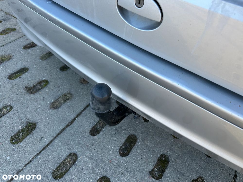 Mercedes-Benz Klasa A 160 L Avantgarde Piccadilly - 8