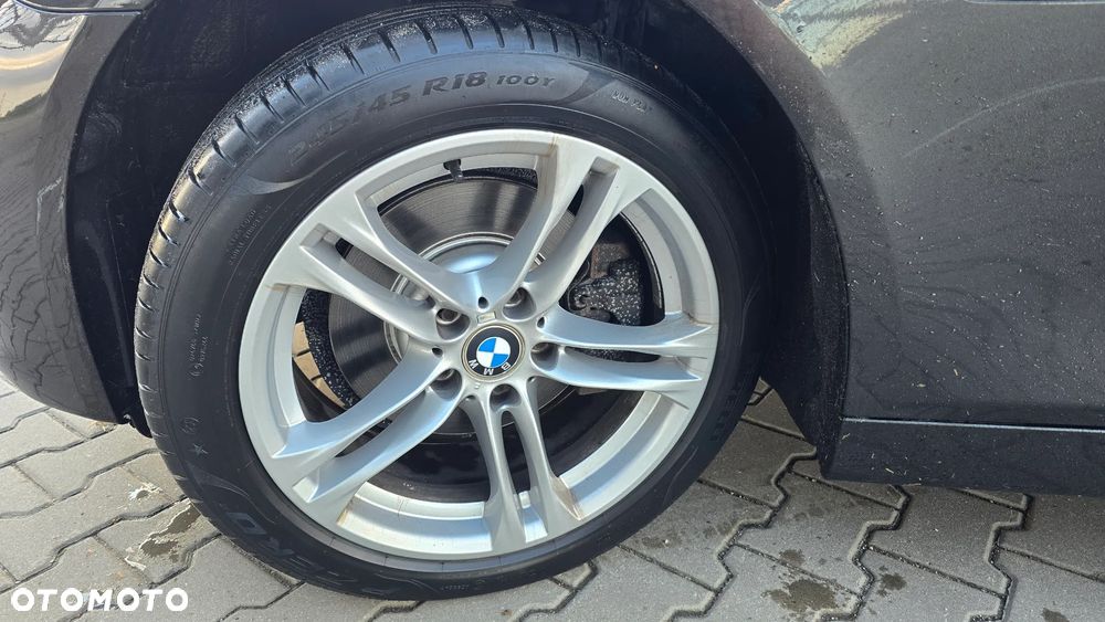 BMW Seria 5 520d xDrive Luxury Line - 11