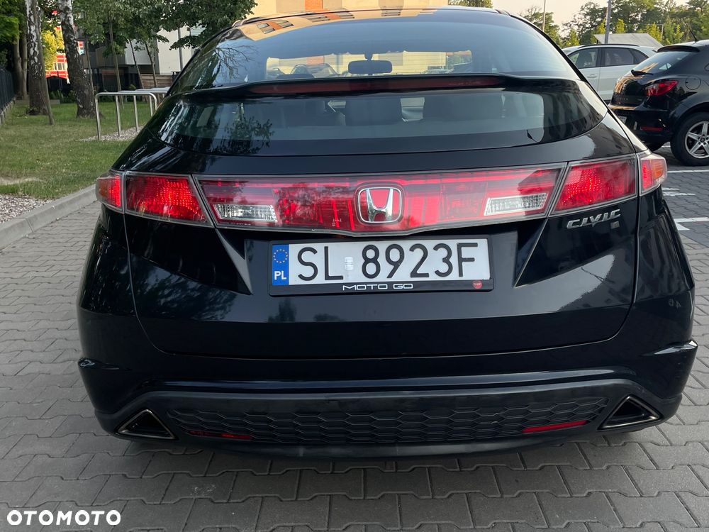 Honda Civic 1.8 Comfort - 9