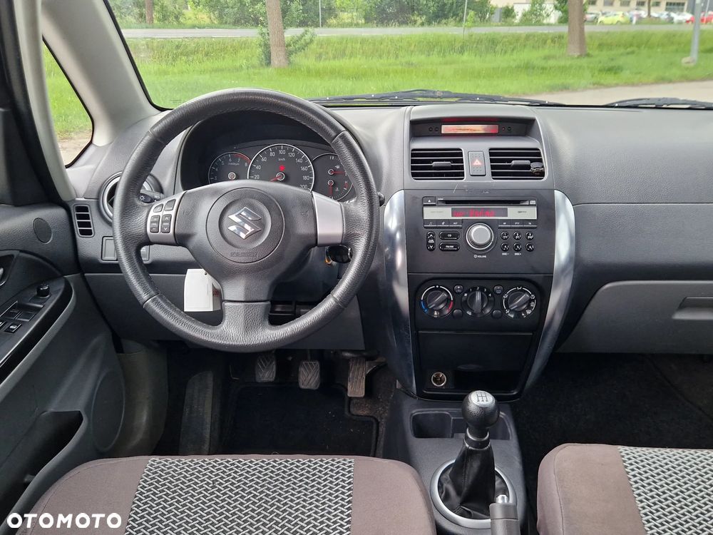 Suzuki SX4 - 14
