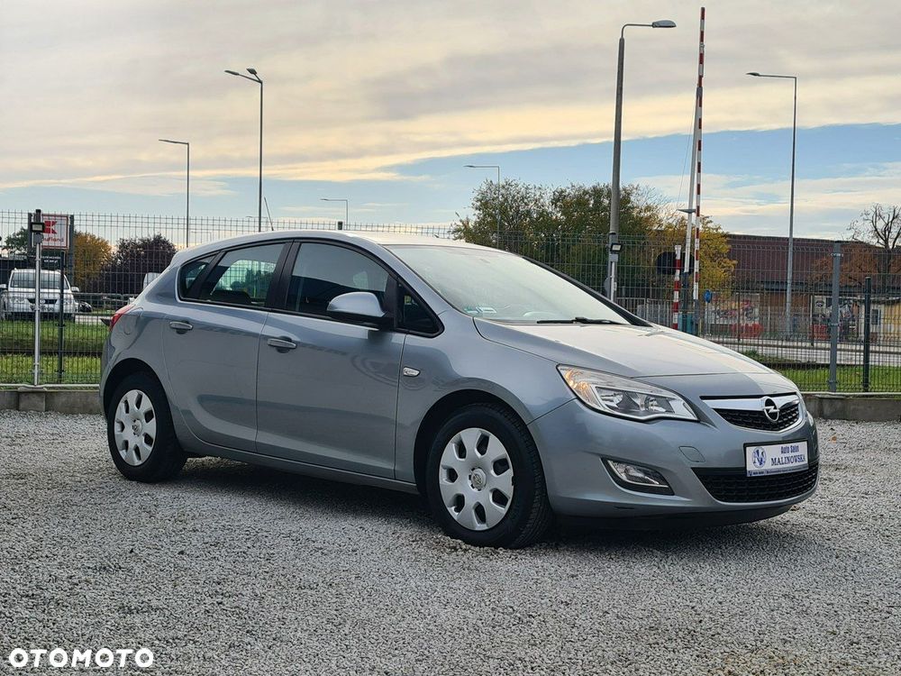 Opel Astra 1.6 Active - 9