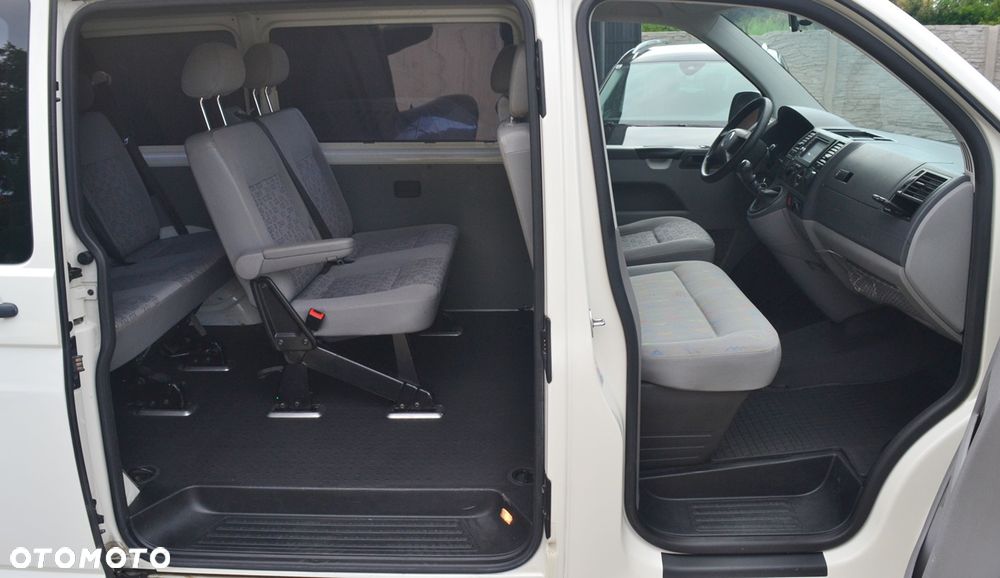 Volkswagen Transporter - 35