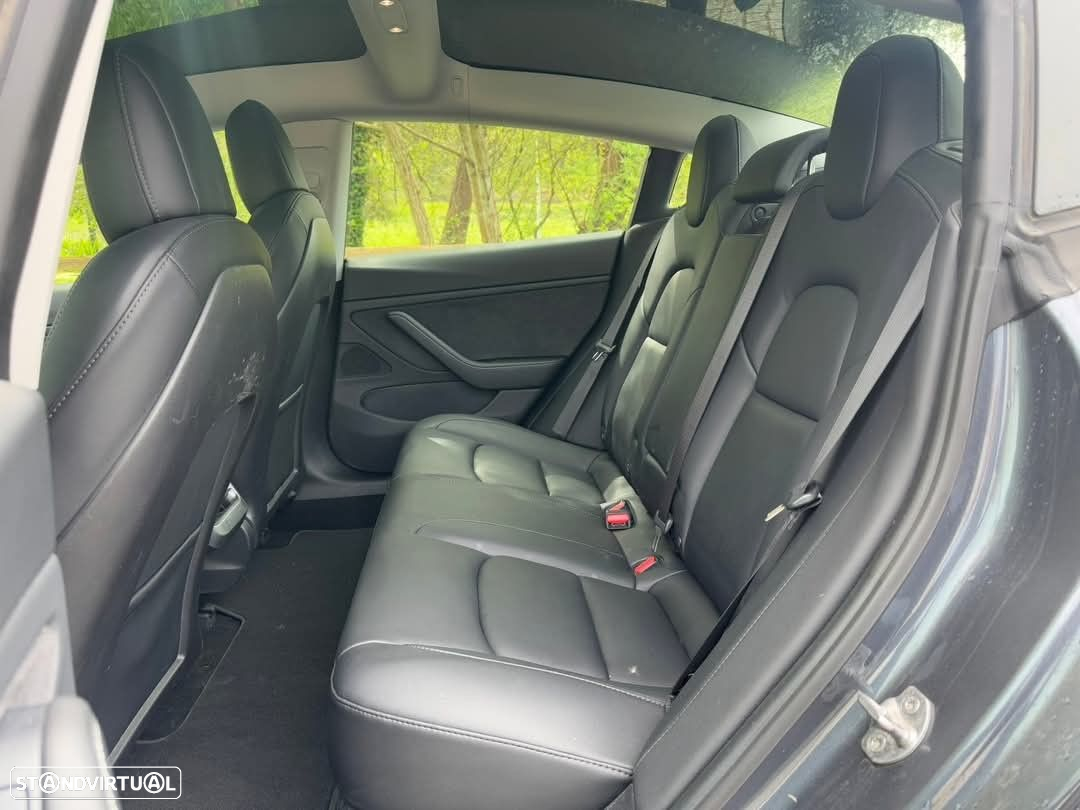 Tesla Model 3 Performance Dual Motor AWD - 27