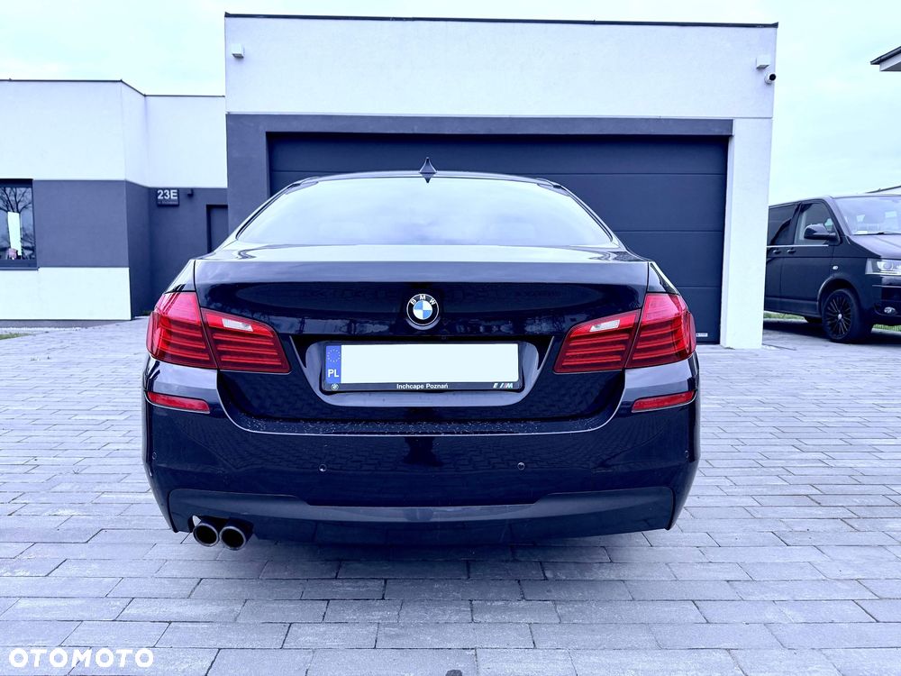 BMW Seria 5 525d xDrive - 6