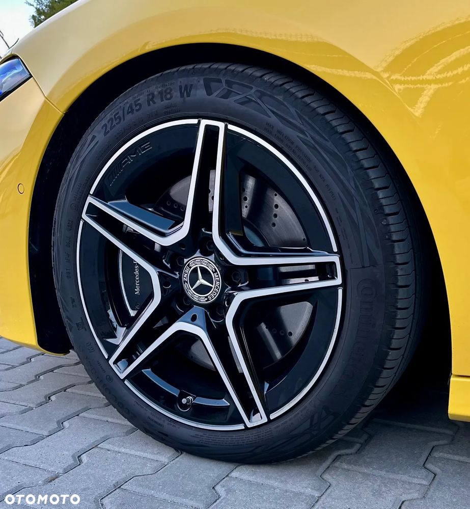 Mercedes-Benz Klasa A 250 4-Matic AMG Line 8G-DCT - 12