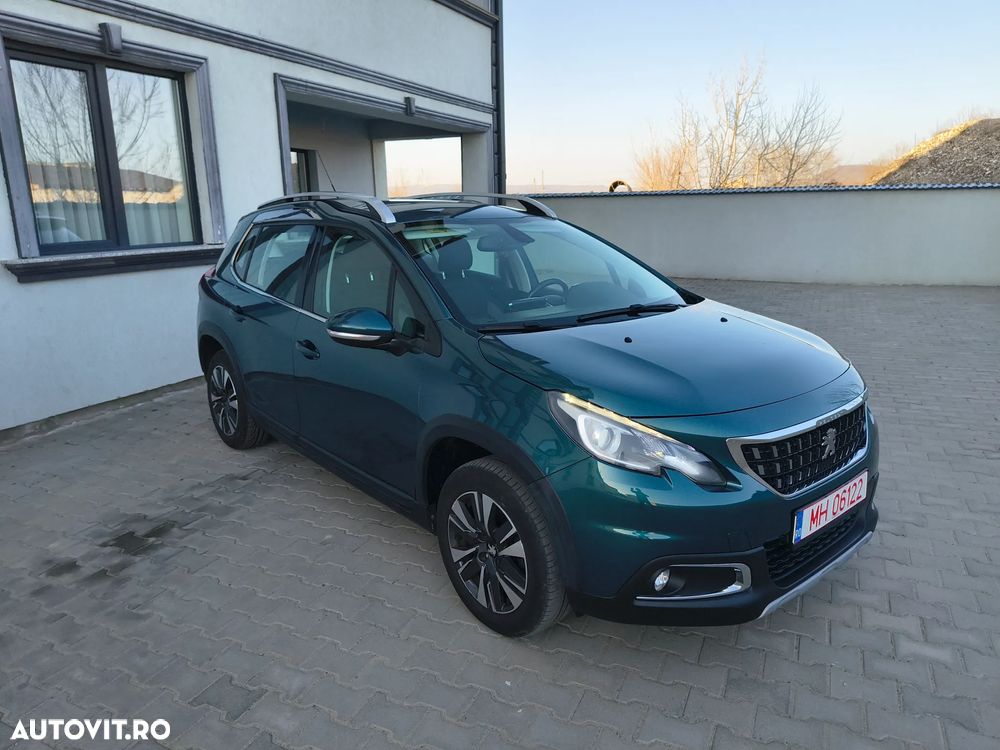Peugeot 2008 1.2 PureTech Turbo Allure - 1