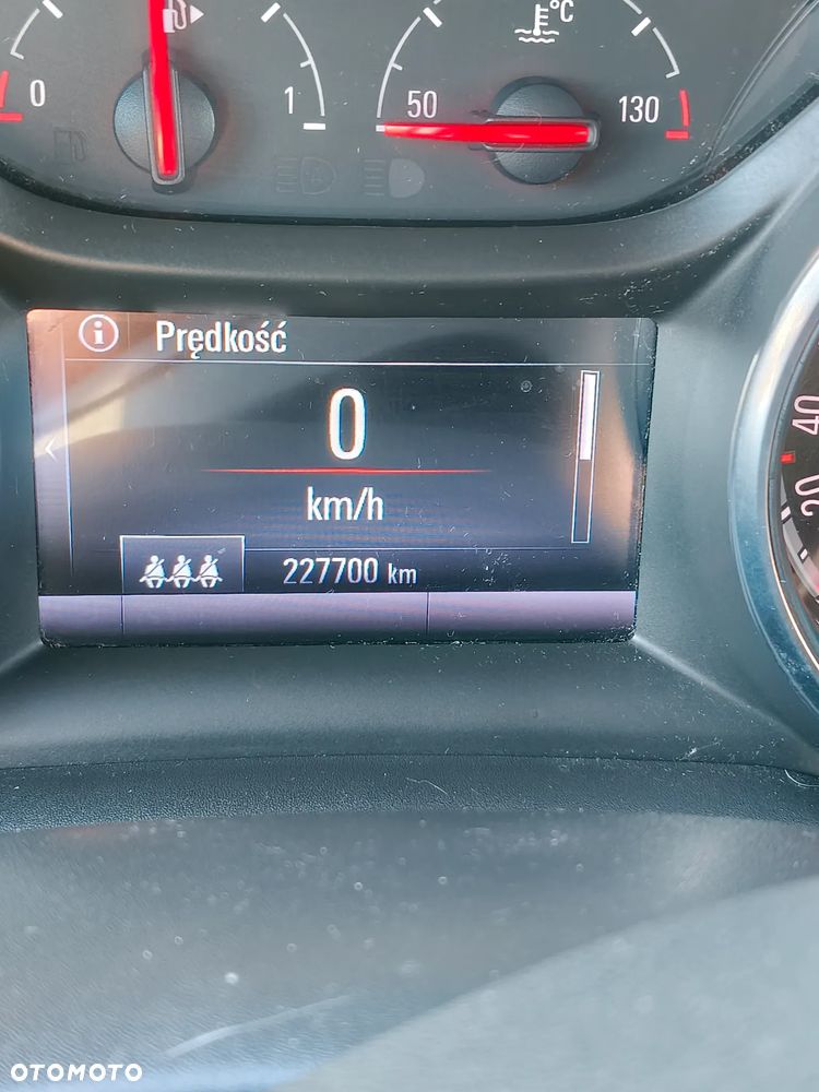 Opel Astra 1.4 T Dynamic - 39