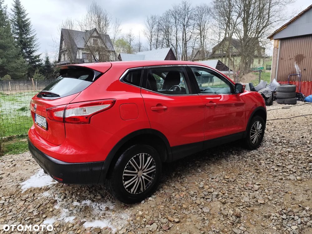 Nissan Qashqai 1.6 DCi N-Tec - 4