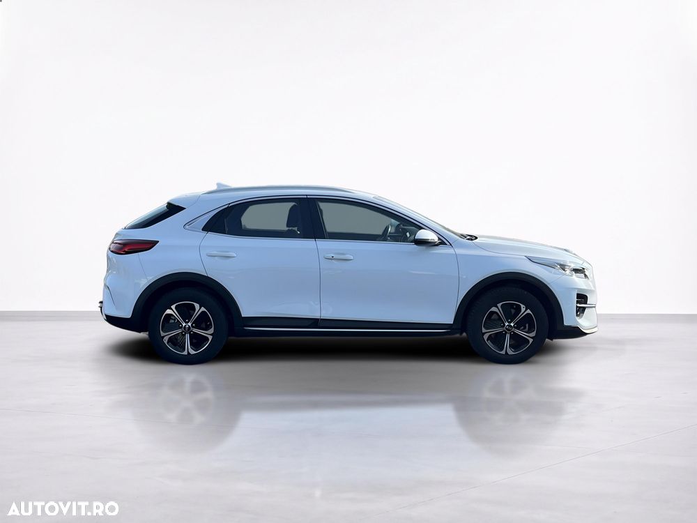 Kia XCeed - 8