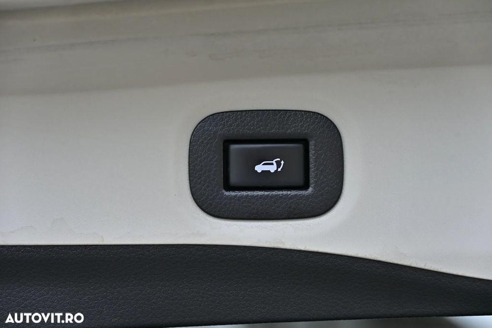 Nissan X-Trail 2.0 dCi ALL-MODE 4x4i Tekna - 37