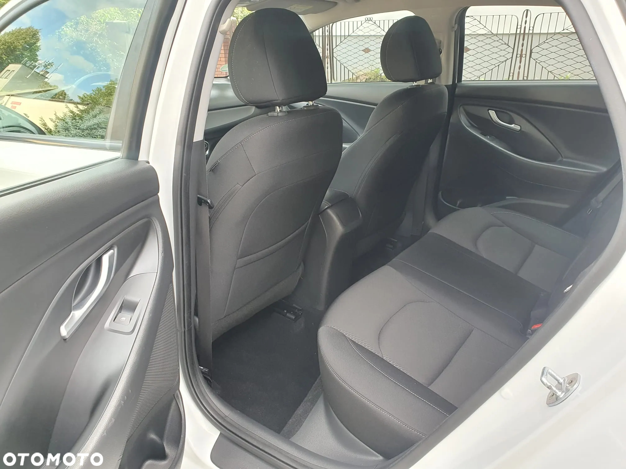 Hyundai i30 1.4 T-GDI Fastback Style - 16