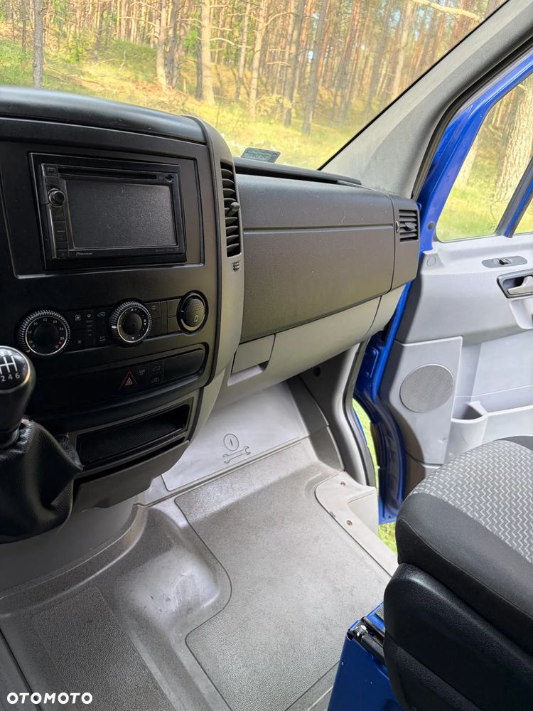 Volkswagen CRAFTER - 14