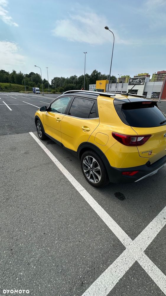 Kia Stonic 1.4 L - 8