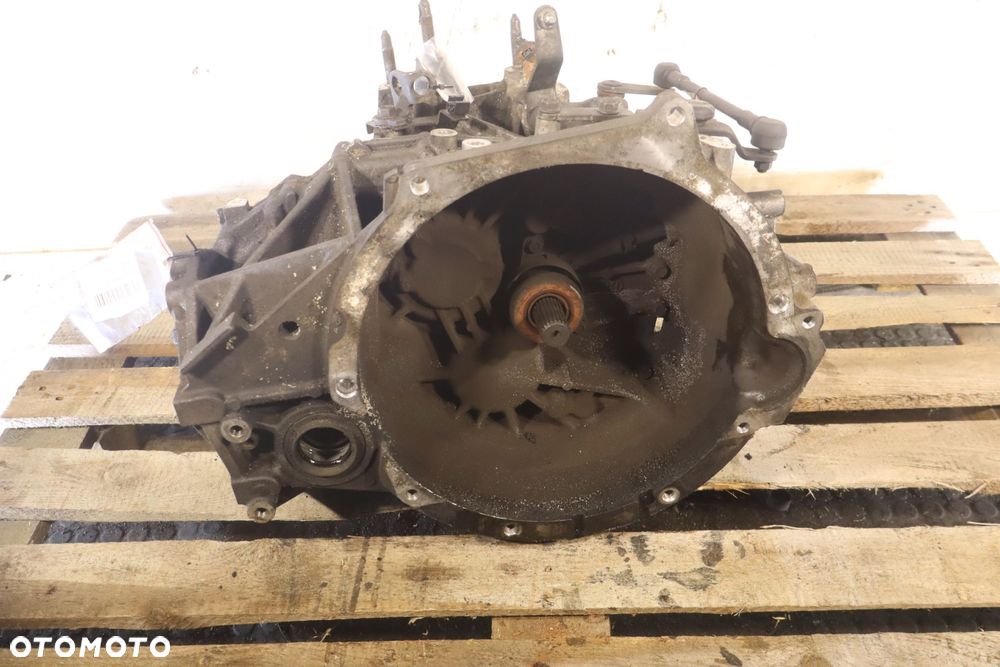 SKRZYNIA BIEGÓW 5 BIEGOWA MITSUBISHI LANCER IX 1.8DID F6MBA - 1