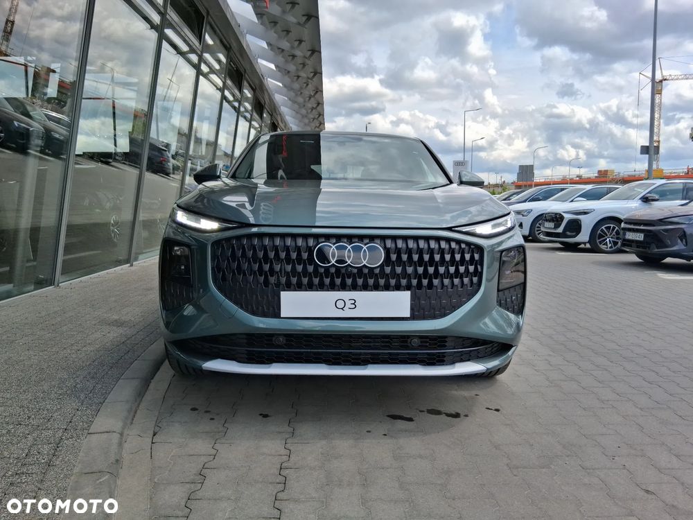 Audi Q3 Sportback - 9