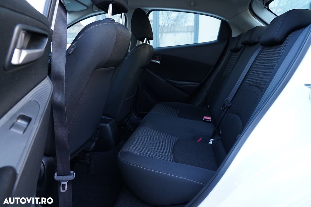 Mazda 2 CD105 Attraction - 11