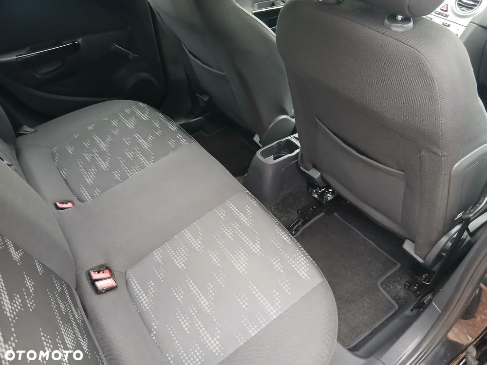 Opel Corsa 1.4 16V Satellite - 31