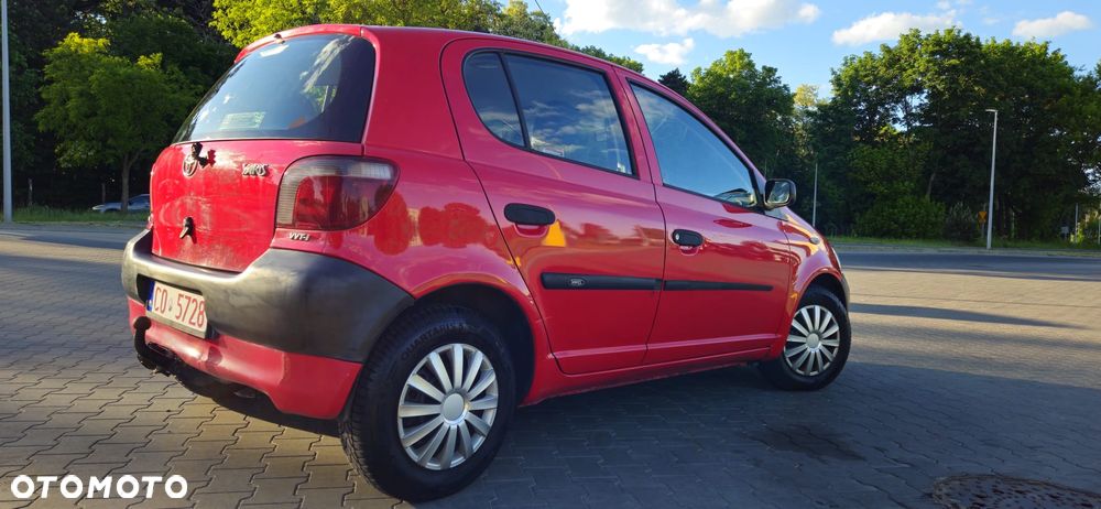 Toyota Yaris - 4