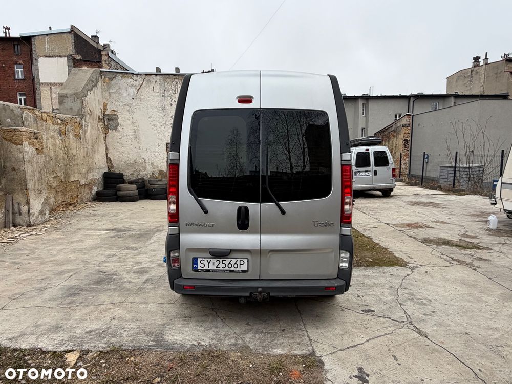 Renault Trafic - 6