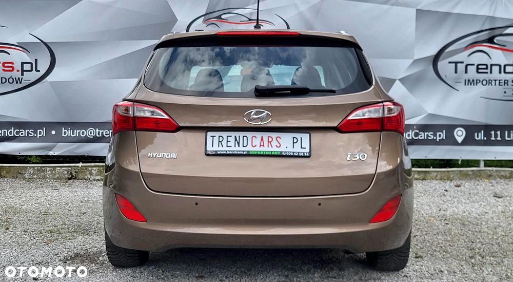 Hyundai i30 1.6 GDI BlueDrive Comfort - 27