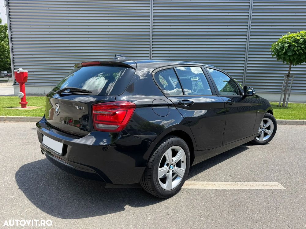 BMW Seria 1 116i Sport Line - 7