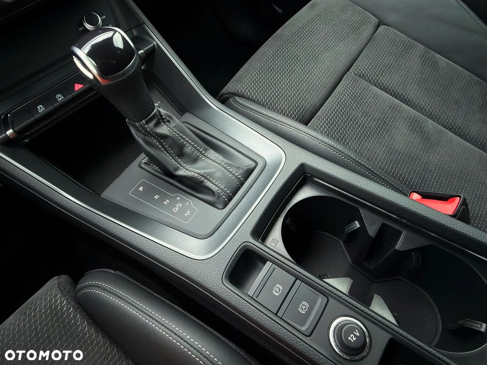 Audi Q3 40 TDI Quattro S Line S tronic - 12