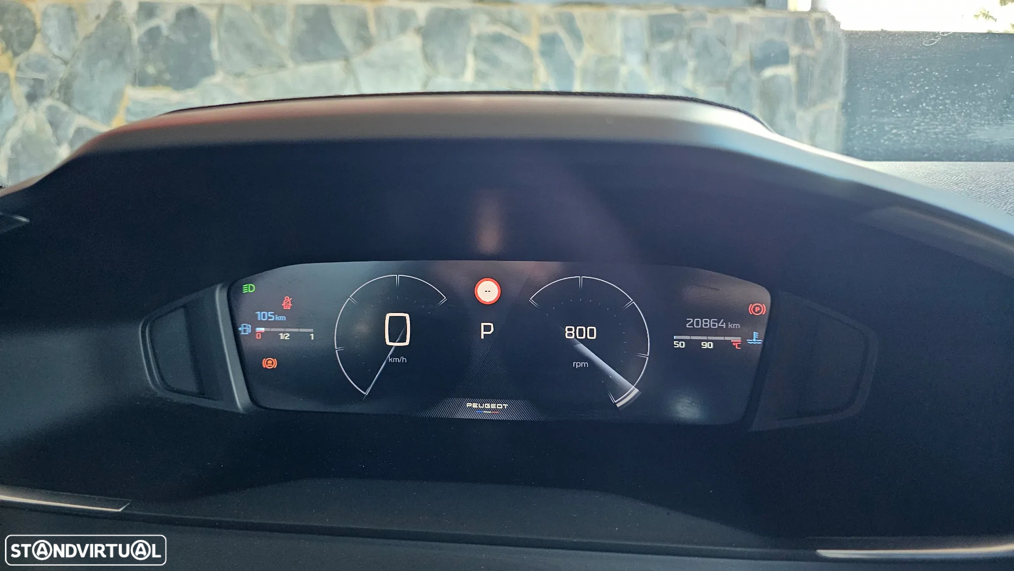 Peugeot 2008 1.2 PureTech Allure EAT8 - 23