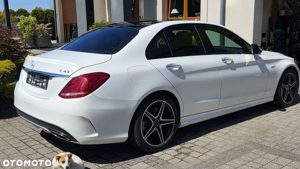 Mercedes-Benz Klasa C AMG 43 4Matic 9G-TRONIC - 16