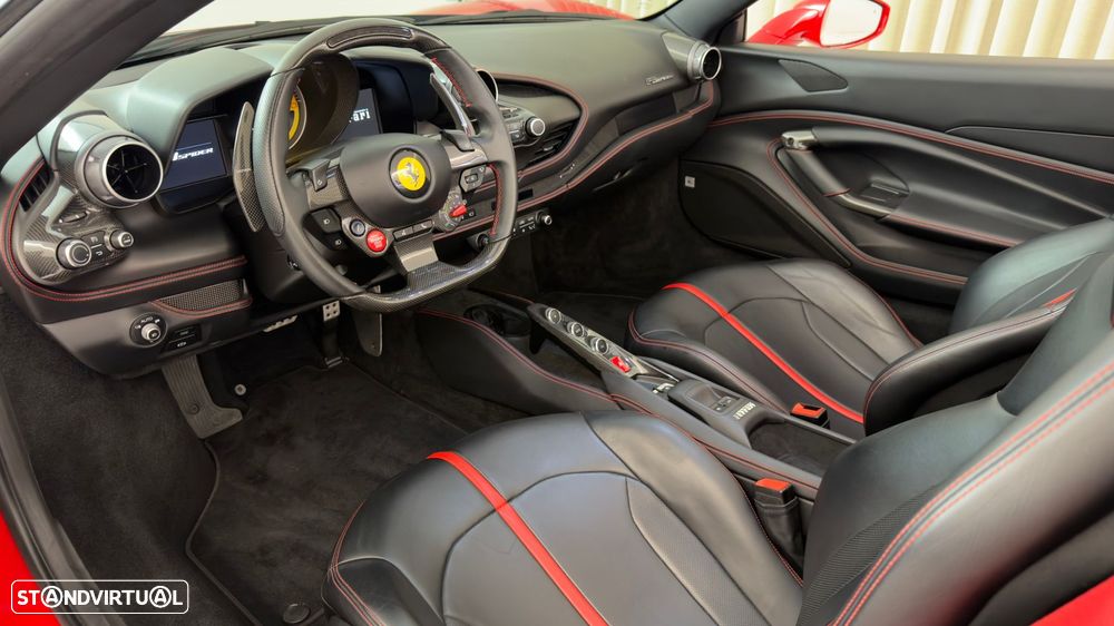 Ferrari F8 Tributo Spider - 23