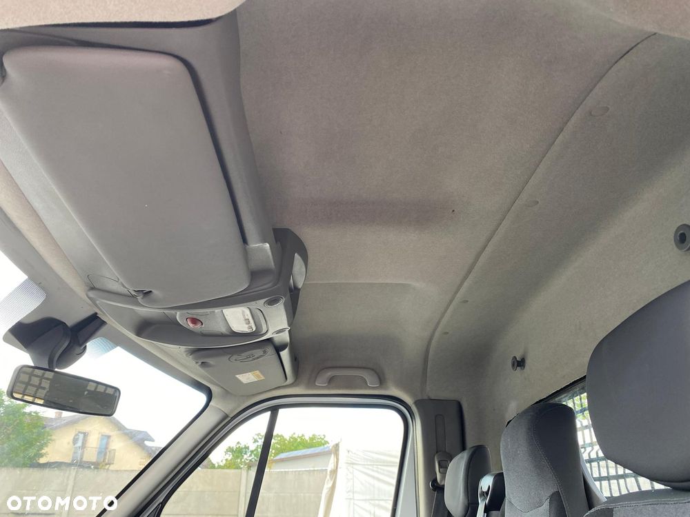 Nissan NV400 - 20