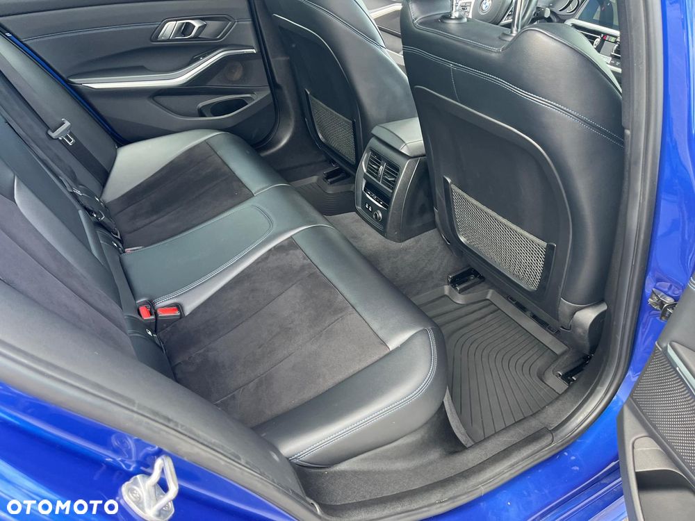 BMW Seria 3 330i M Sport sport - 20